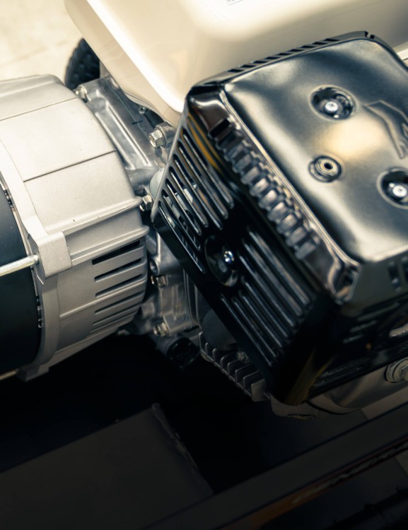 Commercial Grade Honda Engine Commercial Grade Honda Engine